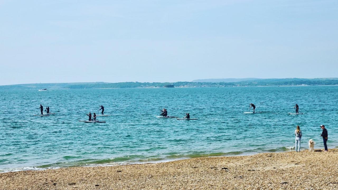 פורטסמות' Southsea Escape - Coastal Holiday Apartment - 2 Double Bedrooms מראה חיצוני תמונה